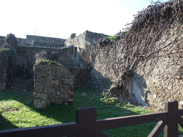 VII.3.22 Pompeii. December 2007. Looking west.