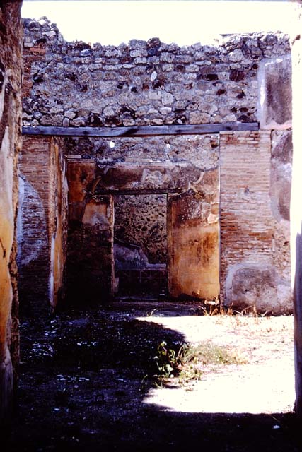 VII.3.30 Pompeii. March 2009. Room 1. Atrium. Looking north west.