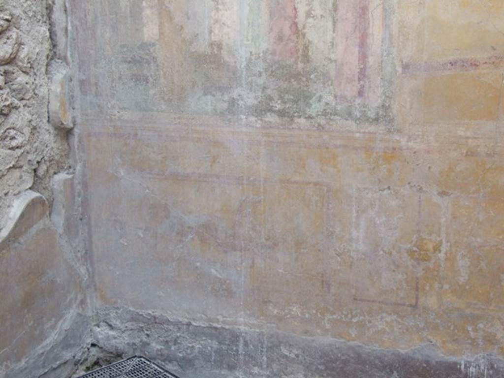 VII.4.31 Pompeii. March 2009. Room 12. Oecus. South wall and south east corner.