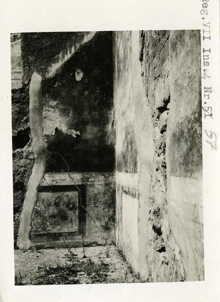 VII.4.31/51 Pompeii but shown on photo as VII.4.57. Pre-1937-39. Room 24, north-west corner.
Photo courtesy of American Academy in Rome, Photographic Archive. Warsher collection no. 1828.
According to PPM –
“West wall at north extremity – remains of decoration in IV Style: zoccolo painted in imitation of marble:
slabs of “breccia gialla” (yellow patches on white) inside of a red cornice, near to which was a vertical panel of “cipollino verde” (green veins on white). Above the zoccolo, the decoration was composed of floral motifs placed to form a diamond lattice.”
See Carratelli, G. P., 1990-2003. Pompei: Pitture e Mosaici.VI. (6). Roma: Istituto della enciclopedia italiana, p.1073-4, no.110.