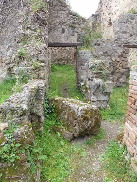 VII.4.40 Pompeii. March 2009. South side from entrance. Steps to upper floor.