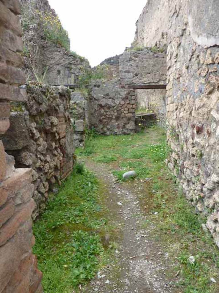 VII.4.41 Pompeii. May 2010. Rear rooms with doorways to VII.4.39.