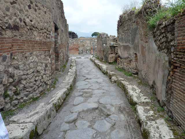 VII.4.44 Pompeii. May 2010. Entrance.