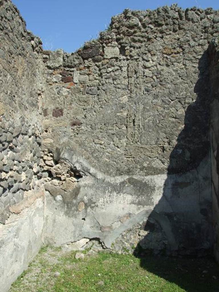 VII.4.57. Pompeii. March 2009. Room 5. Cubiculum. East wall.