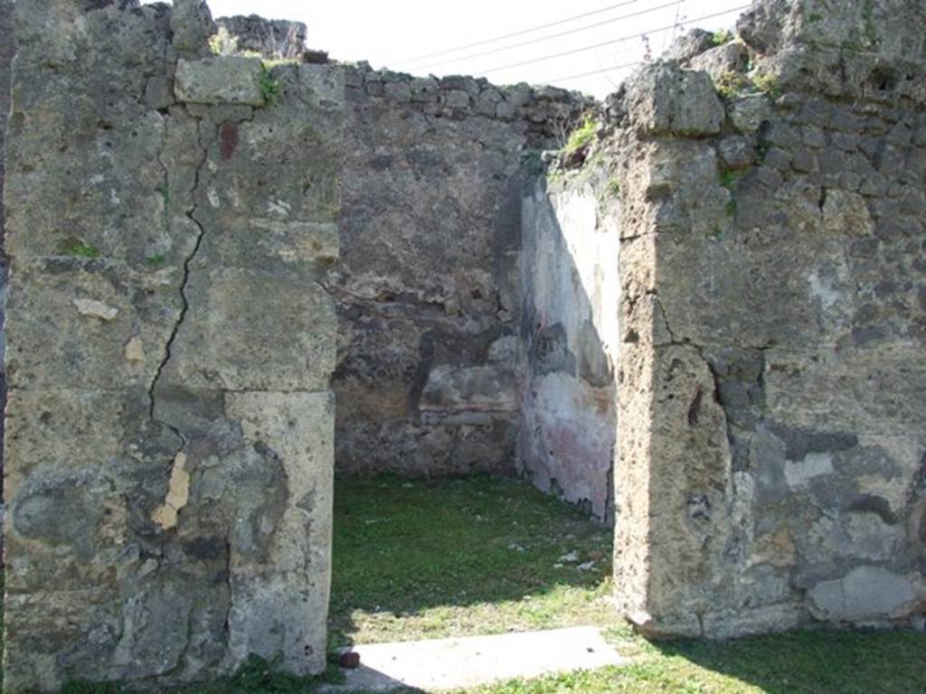 VII.4.57. Pompeii. March 2009. Doorway to Room 10, Cubiculum.