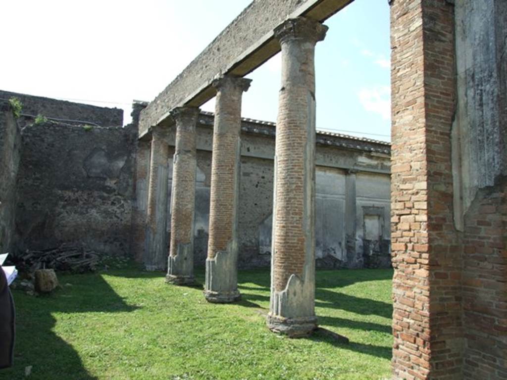 VII.4.57. Pompeii. March 2009. South Portico, looking west.