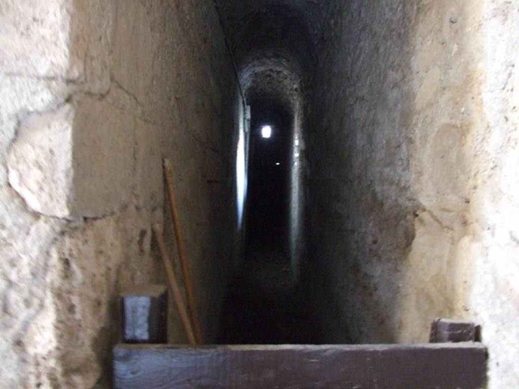 VII.5.24 Pompeii. December 2007. Corridor to boiler rooms and working areas.