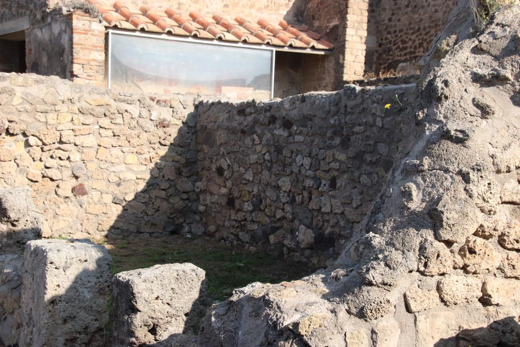 VII.7.5 Pompeii. October 2023. Looking north-east towards room (h), now combined with room (g). Photo courtesy of Klaus Heese.