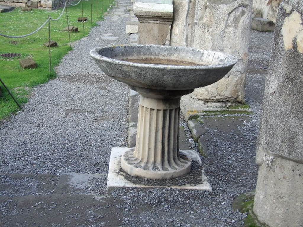 VII.7.32 Pompeii. December 2006. East side of Temple of Apollo. Basin.