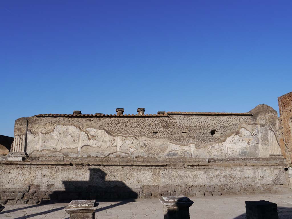 VII.8.01 Pompeii, September 2018. East wall of Temple.
Foto Anne Kleineberg, ERC Grant 681269 DÉCOR.