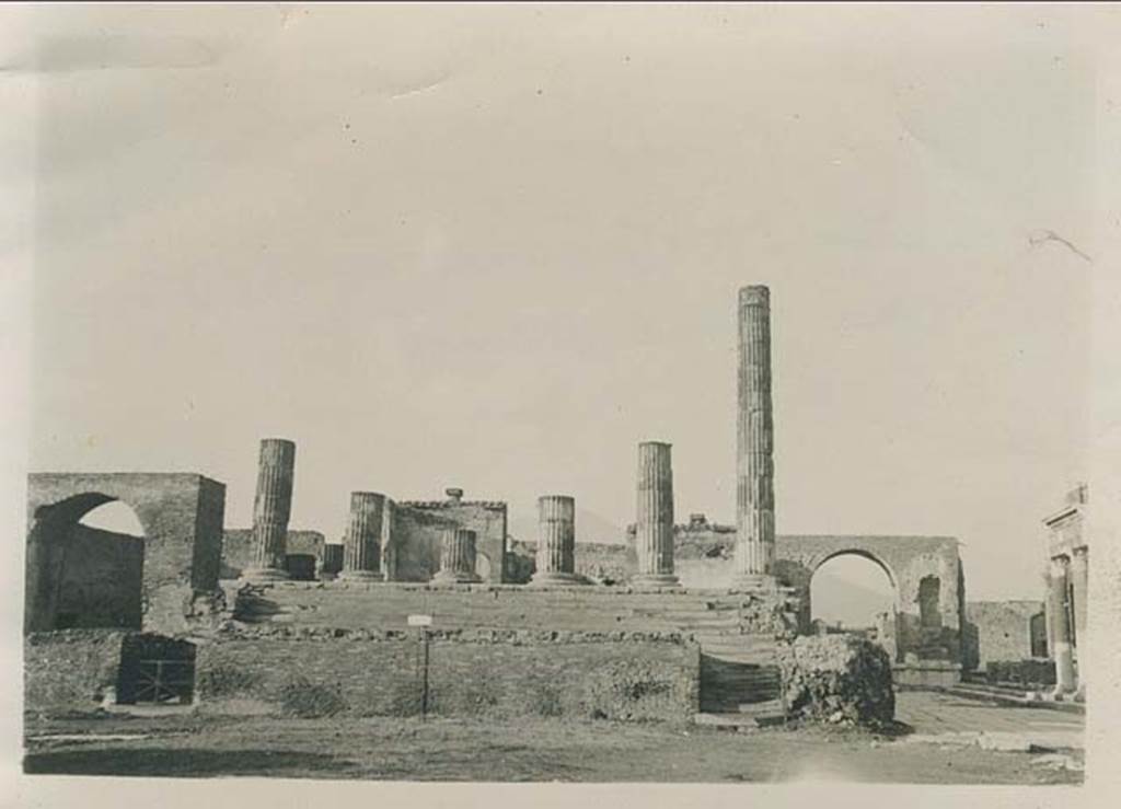 VII.8.1 Pompeii. 17th December 1947. Looking north towards Temple of Jupiter.
Photo courtesy of Rick Bauer.