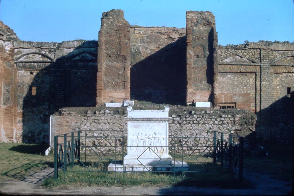 VII.9.2 Pompeii. 4th December 1971. Looking east. 
Photo courtesy of Rick Bauer, from Dr George Fay�s slides collection.

