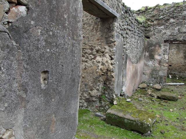VII.11.14 Pompeii.  March 2009. Garden area “A”.  South wall.