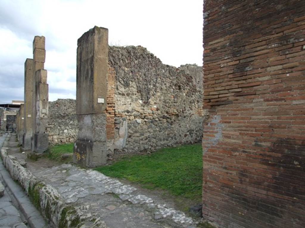VII.12.6 Pompeii. September 2005. Looking south across shop-room.
