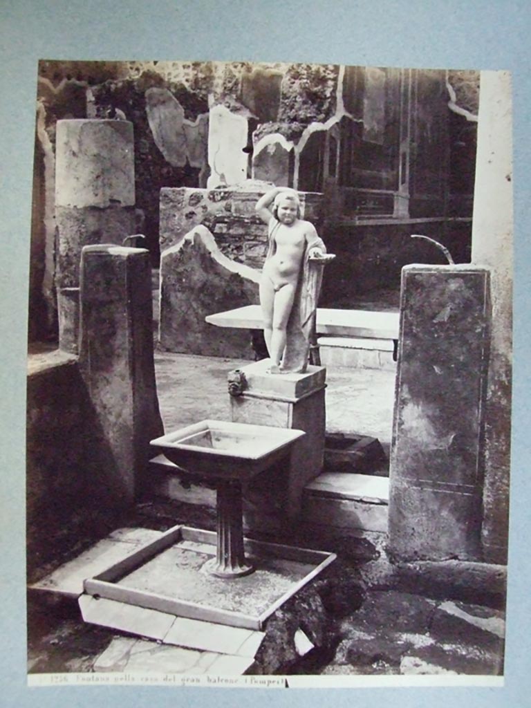 VII.12.28 Pompeii. Fountain and statue in Viridarium.
Though numbered 1256 this is not the same photo as that by Sommer, c.1880-1890, numbered 1256 above.
It does not have Sommer's name and the décor is closer in detail to the 1867 Dyer photo below.
Perhaps it is an earlier version of 1256 from the cooperation of Sommer and Behles c.1867–1874?
Old undated photograph courtesy of the Society of Antiquaries, Fox Collection.