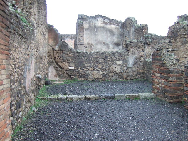 VII.14.6 Pompeii. December 2007. Entrance threshold.