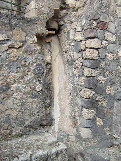 VII.15.16 Pompeii. Granary. May 2006.