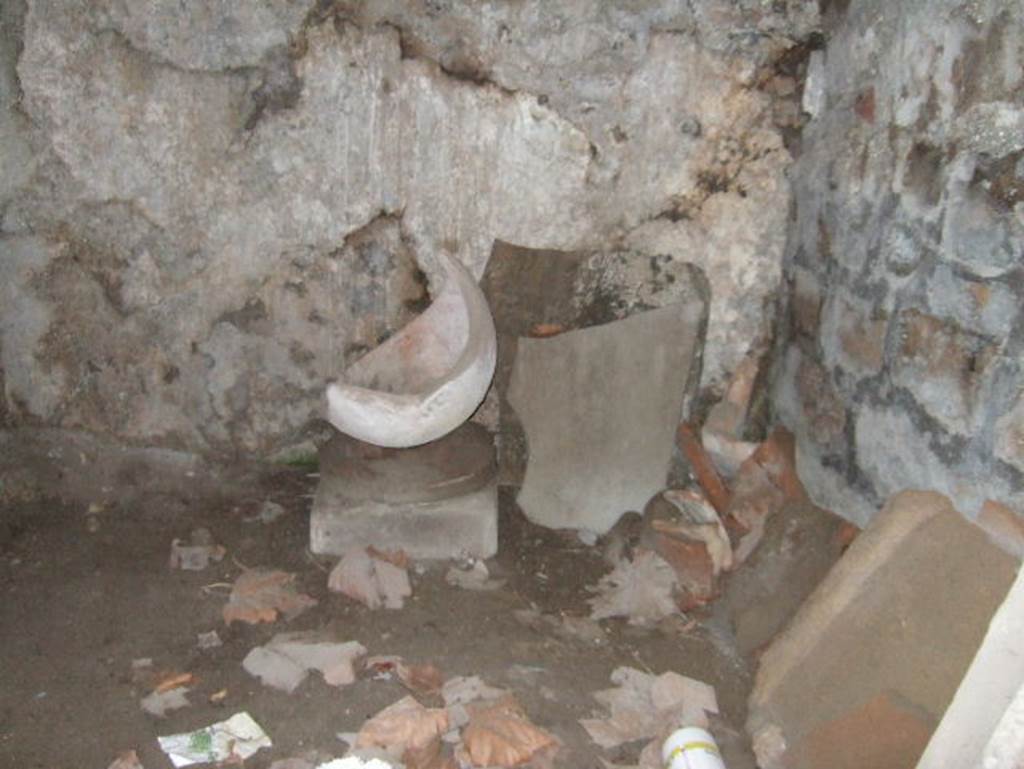 VII.15.16 Pompeii. May 2006. Granary. Room G, looking east from corridor.