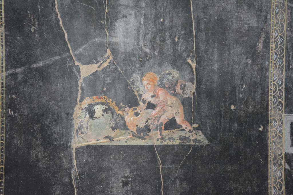VII.16.22 Pompeii. October 2018. Room 58, detail from centre of panel on south side of central painting on east wall.
Foto Annette Haug, ERC Grant 681269 DÉCOR.