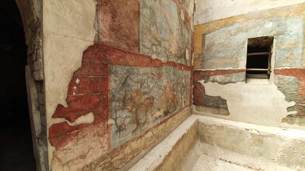 VII.16.a Pompeii. September 2005. Room 9, west wall. Octopus scene.