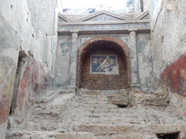 VII.16.a Pompeii. September 2005. Room 9, north wall. Naval scene.