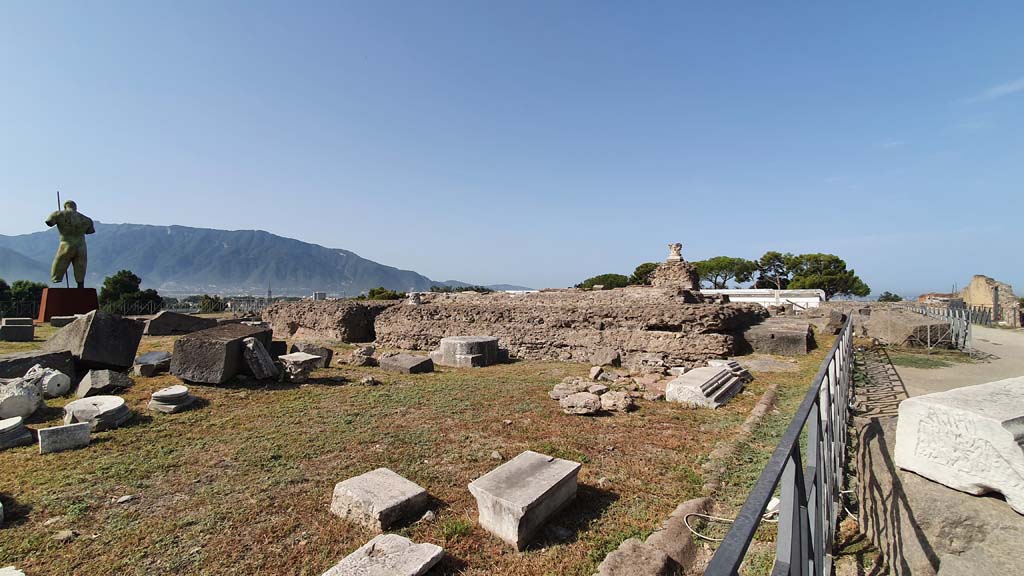 VIII.1.3 Pompeii. August 2021. Looking west along north side.
Foto Annette Haug, ERC Grant 681269 DÉCOR.

