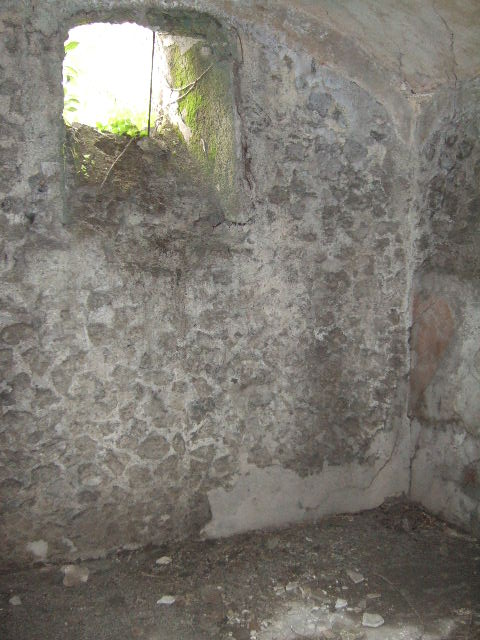 VIII.2.39 Pompeii. May 2006. Room 07, caldarium.