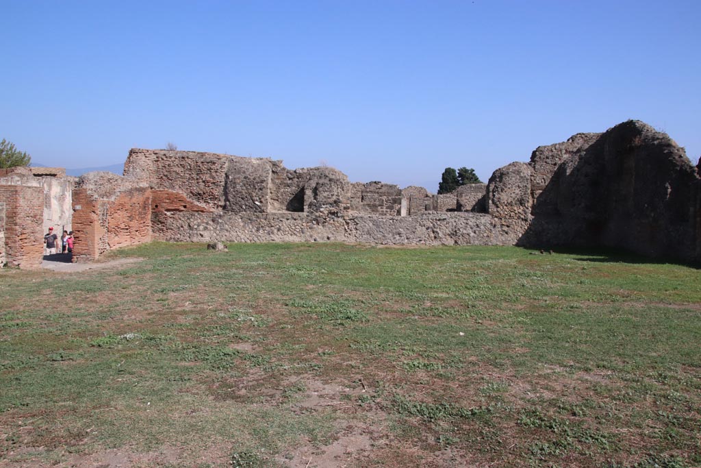 VIII.3.1 Pompeii. October 2023. Looking towards east wall, from VIII.3.33/32. Photo courtesy of Klaus Heese.