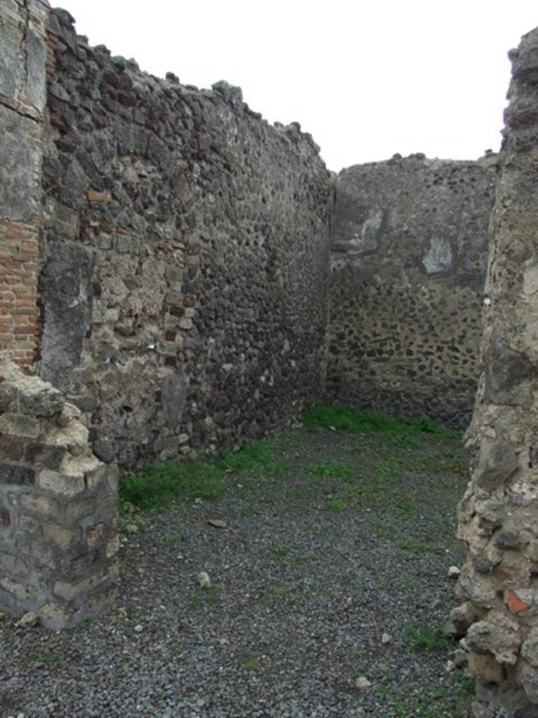 VIII.3.27 Pompeii. December 2007.
Large oecus, or triclinium on south side of garden. Looking towards south-east corner.