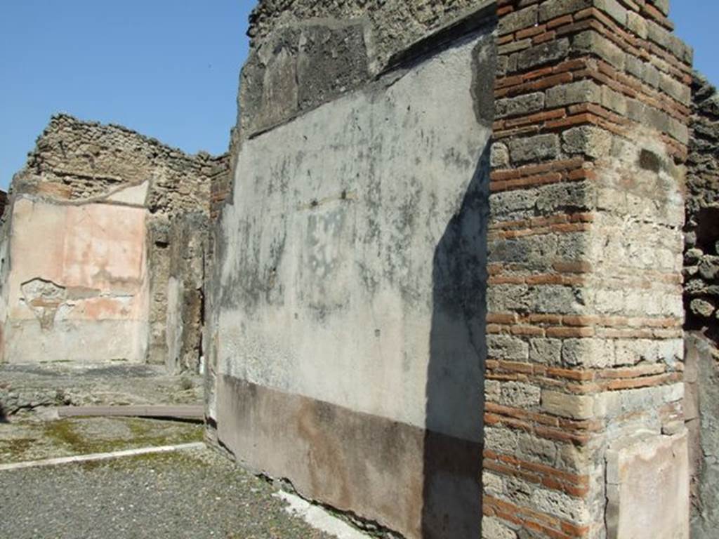 VIII.4.4 Pompeii. March 2009. Room 20, east wall of tablinum. Looking north. According to Breton, on the east wall, the painting found was of Leda showing Tindarus the three infants in a nest.  See Breton, Ernest. 1870. Pompeia, Guide de visite a Pompei, 3rd ed. Paris, Guerin.  See Helbig, W., 1868. Wandgem�lde der vom Vesuv versch�tteten St�dte Campaniens. Leipzig: Breitkopf und H�rtel. (822)
