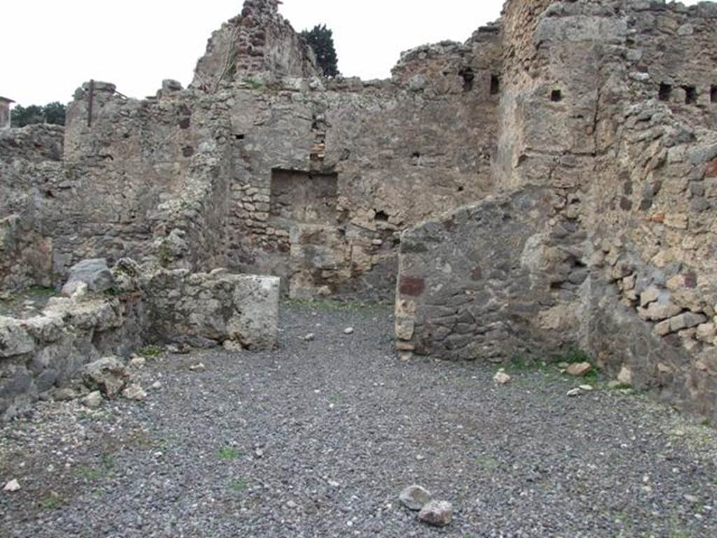 VIII.4.21 Pompeii. Shop and rooms. December 2007. Looking west across shop to rear room.