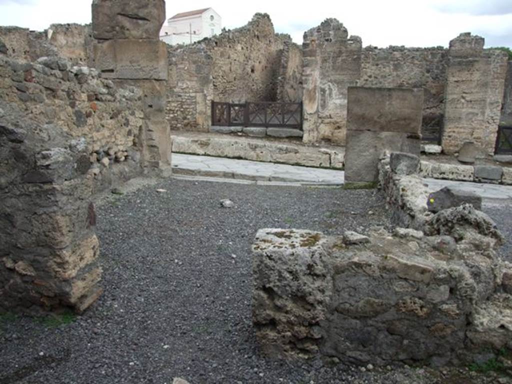 VIII.4.21 Pompeii. Shop and rooms. December 2007. Looking east towards Via Stabia from rear room.