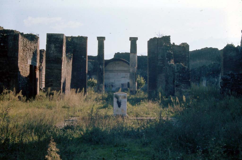 VIII.5.2 Pompeii. 4th December 1971. Looking south across atrium.
Photo courtesy of Rick Bauer, from Dr George Fay’s slides collection.