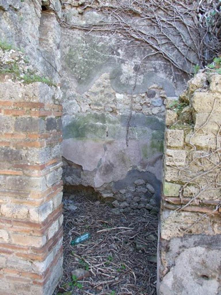 VIII.5.9 Pompeii. March 2009. Doorway to Room 18.