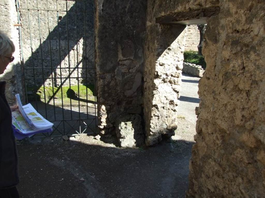 VIII.5.15 Pompeii. March 2009. Doorway in south wall of Room 1, leading directly to Portico of VIII.5.16