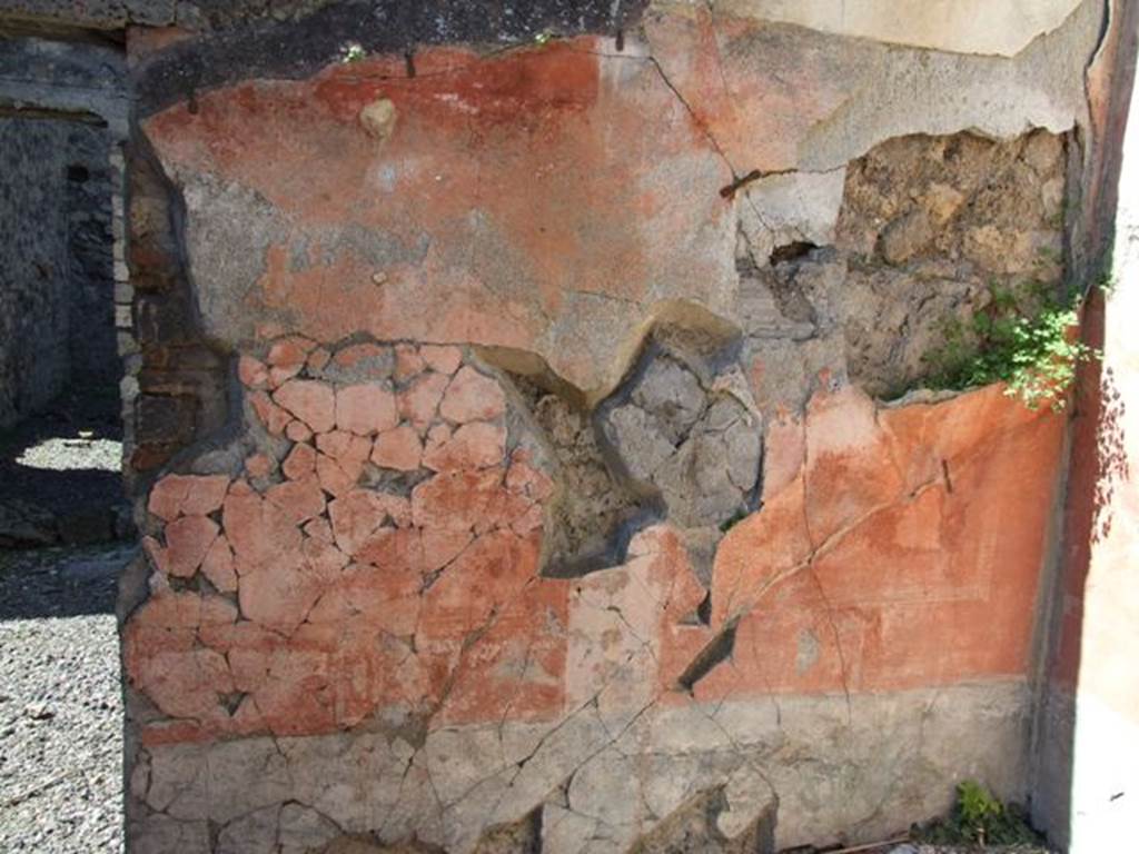 VIII.5.39 Pompeii. March 2009. Room 8, West wall, with doorway to Room 7.