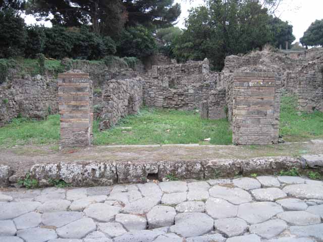VIII.7.4 Pompeii. September 2010. West wall of rear room. Photo courtesy of Drew Baker.