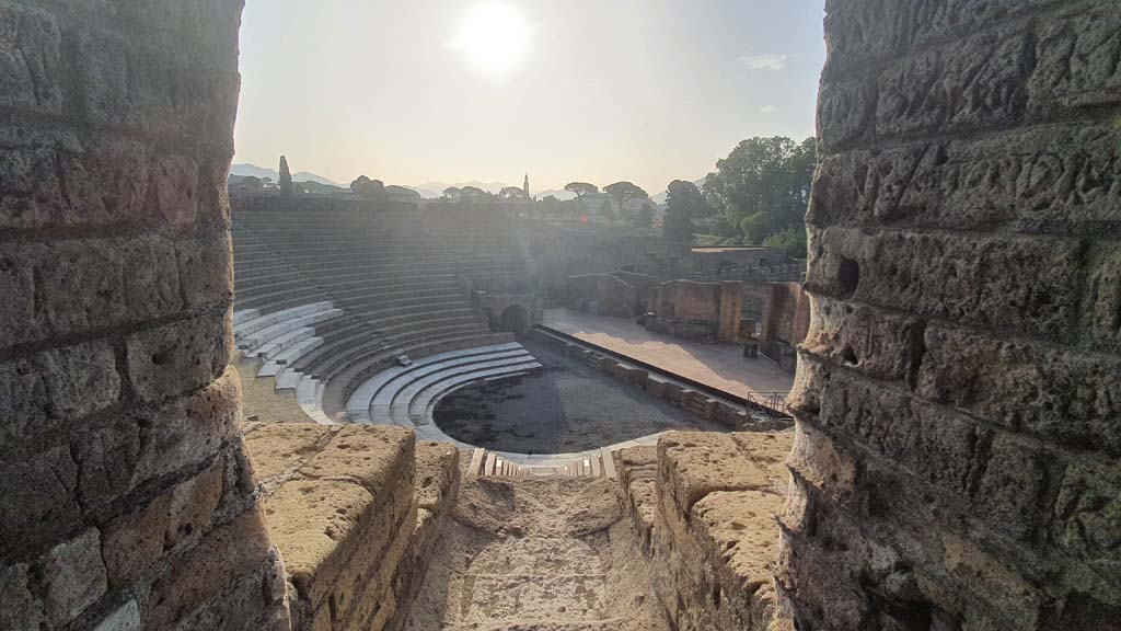 VIII.7.21 Pompeii. August 2021. Looking south-east from upper level.
Foto Annette Haug, ERC Grant 681269 DÉCOR.