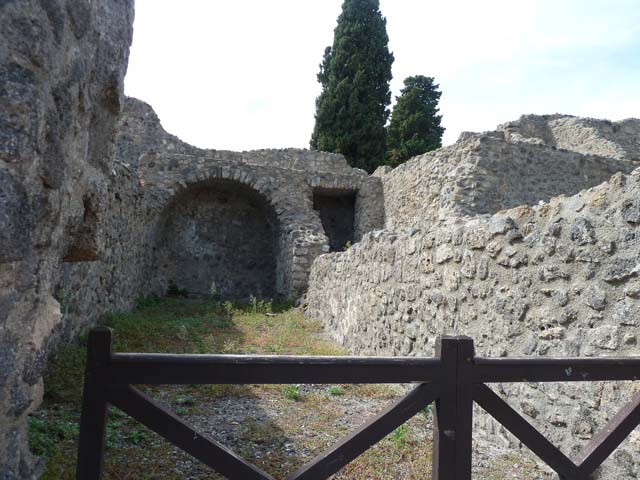 VIII.7.22 Pompeii. June 2009. Entrance threshold. Photo courtesy of Sera Baker.