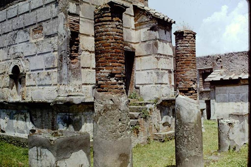 VIII.7.28 Pompeii. 1961. Looking north-west towards Temple. Photo by Stanley A. Jashemski.
Source: The Wilhelmina and Stanley A. Jashemski archive in the University of Maryland Library, Special Collections (See collection page) and made available under the Creative Commons Attribution-Non Commercial License v.4. See Licence and use details.
J61f0582