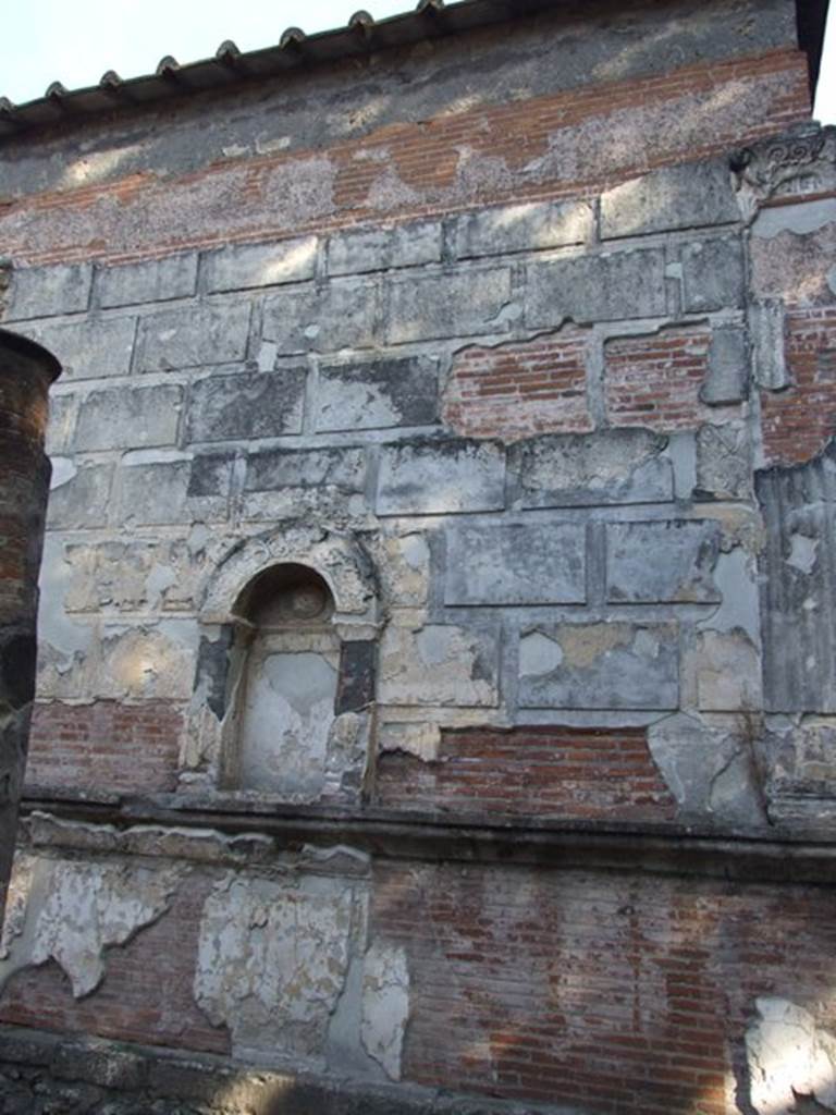 VIII.7.28 Pompeii. December 2007. West rear wall of Temple Cella.