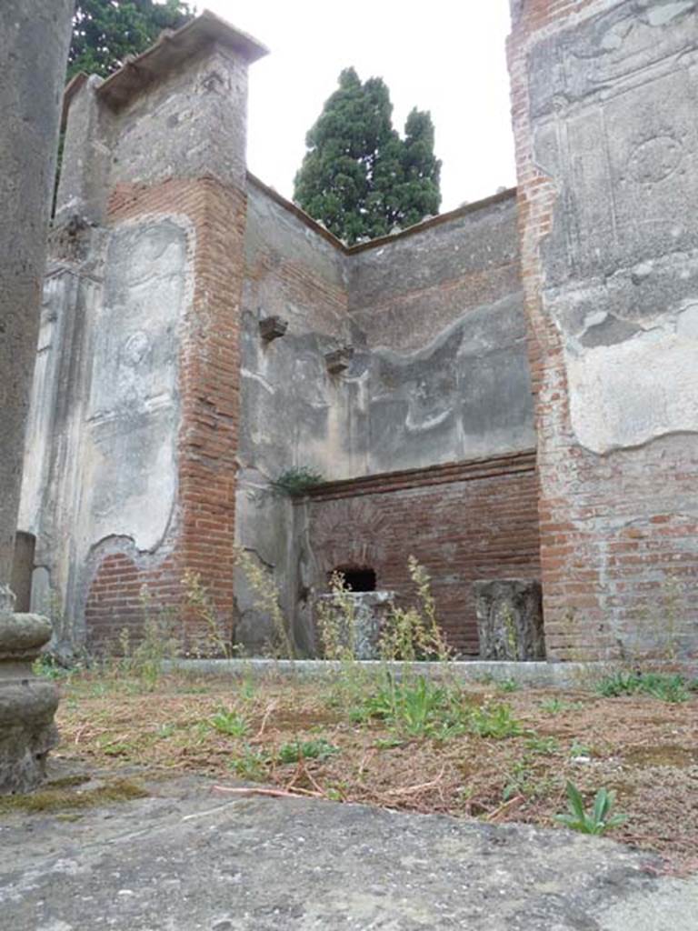 VIII.7.28 Pompeii. September 2015. Looking towards south-west side of cella from portico.
According to Mau, a base of masonry about six feet high extended across the rear of the cella, on which there were two pedestals of tufa, for the statues of Isis and Osiris.
See Mau, A., 1907, translated by Kelsey F. W. Pompeii: Its Life and Art. New York: Macmillan. (p.172).