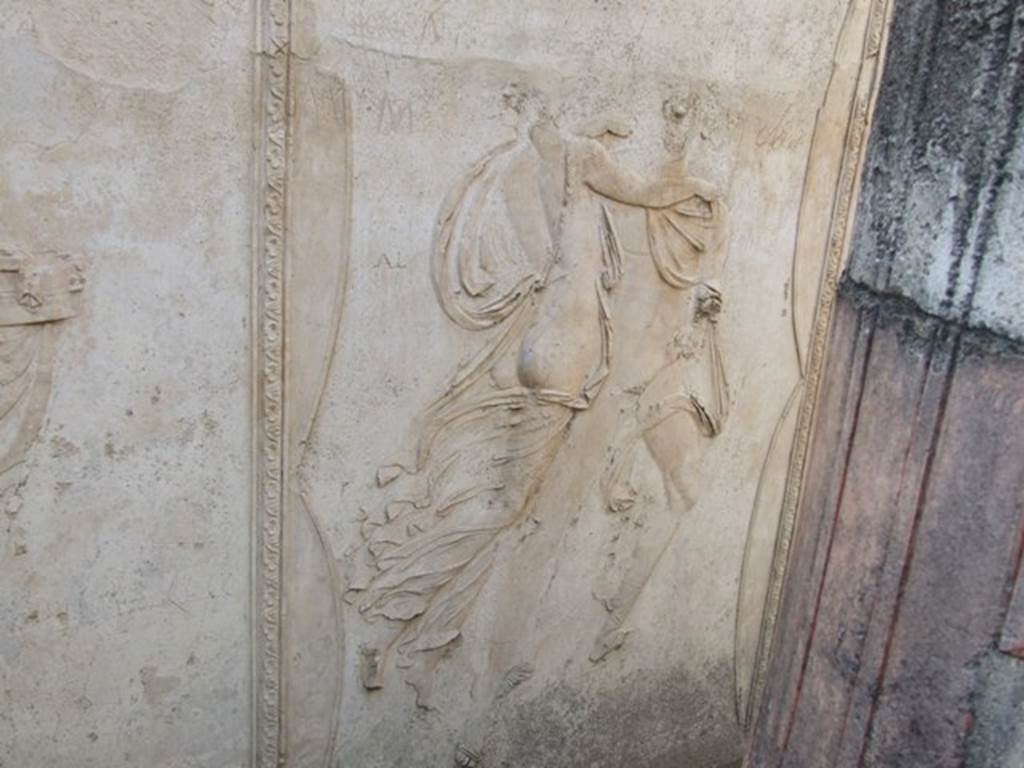 VIII.7.28 Pompeii. December 2007. Purgatorium, east side. Perseus rescuing Andromeda. See Mau, A., 1907, translated by Kelsey, F. W., Pompeii: Its Life and Art. New York: Macmillan. (p. 180).