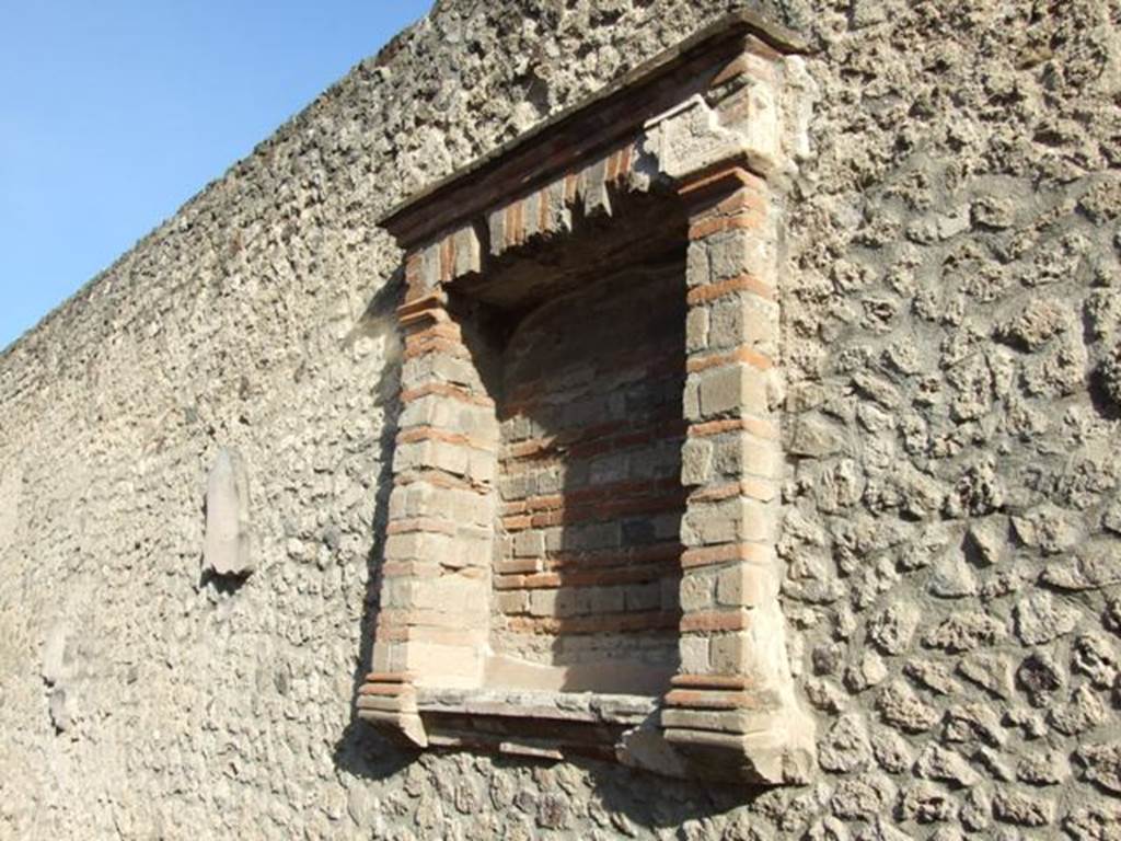 VIII.7.28 Pompeii. December 2007. Harpocrates niche on east wall.