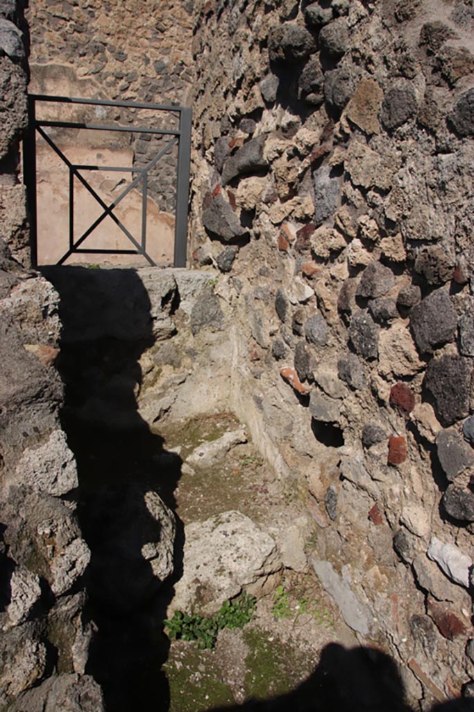 IX.1.1 Pompeii. October 2022.
Looking north in latrine below site of stairs at IX.1.34. Photo courtesy of Klaus Heese