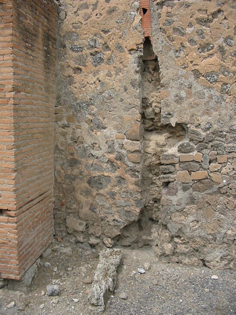 IX.1.6 Pompeii. May 2003.
Site of latrine, under stairs to upper floor, on north side of entrance. Photo courtesy of Nicolas Monteix.