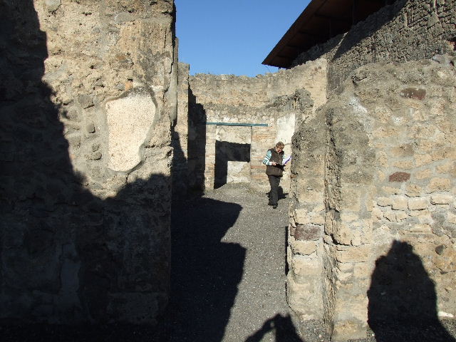 IX.1.18 Pompeii. December 2006. North-west corner of workshop.