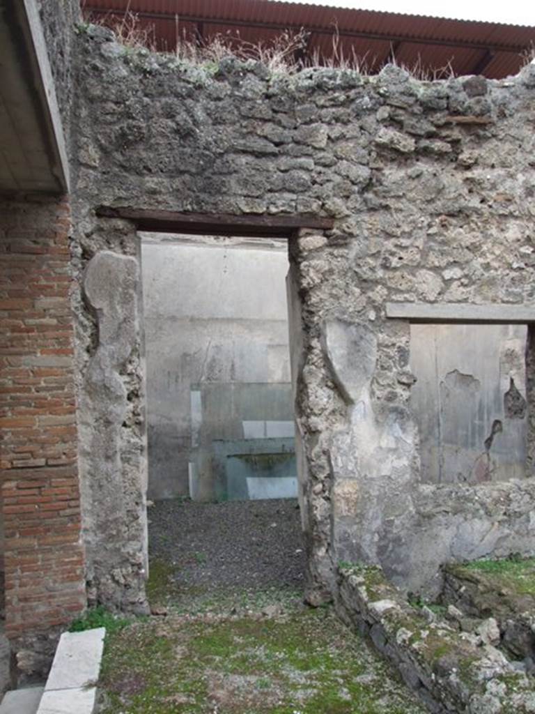 IX.1.22 House of M. Epidi Sabini. December 2007. Looking west along rear of Tablinum to room 10.