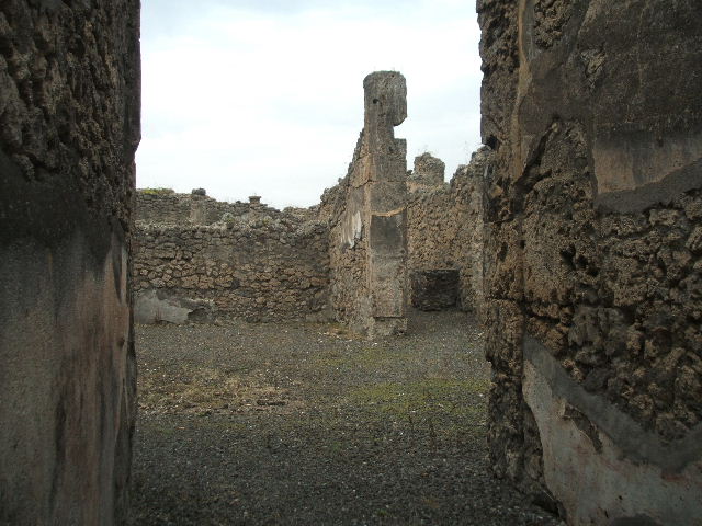 IX.2.17 Pompeii. March 2009. Room 1, Atrium. Hearth.