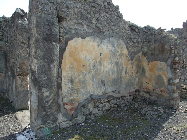 IX.2.18 Pompeii. March 2009.  Room 6.  Cubiculum, North wall.